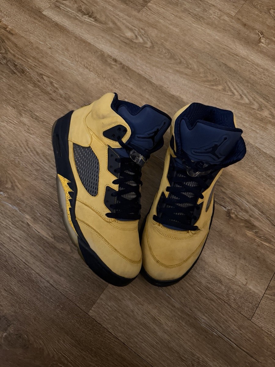 Nike Air Jordan 5 Retro SE Michigan Size 12.5 Men(CQ9541-704