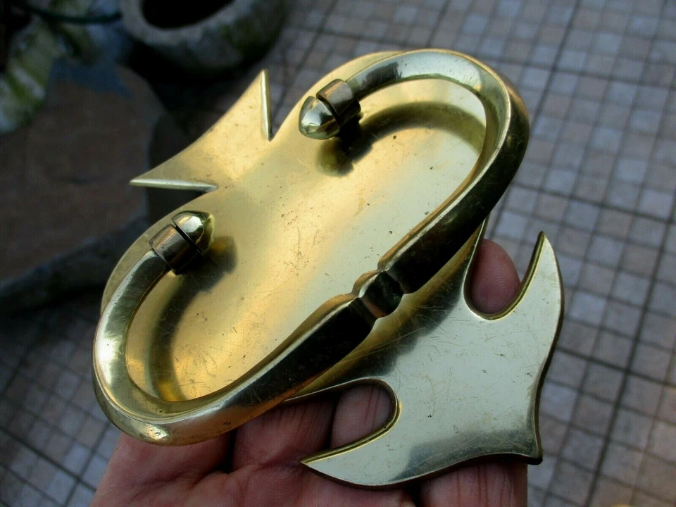 Par de manijas y cubiertas de latón vintage sin usar (antiguo stock) para baúl cofre de madera  Foto 3 de 4