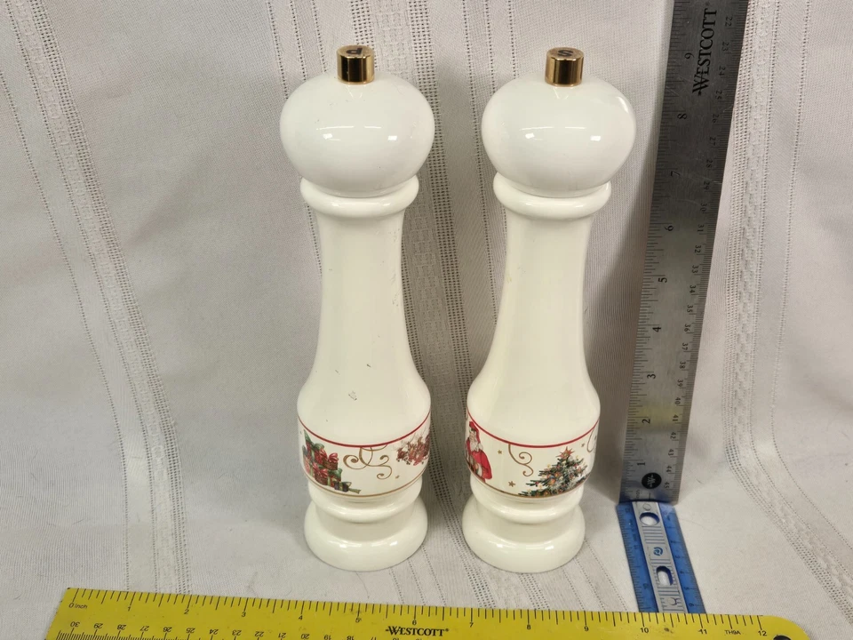 Wood Pepper Mill Williams Sonoma salt grinders Twas The Night before christmas - Image 3 of 4