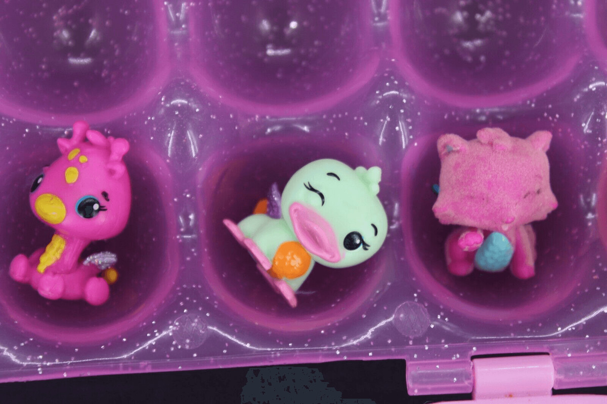 Hatchimals Colleggtibles 18 Pack Family Carton Family Surprise Mystery