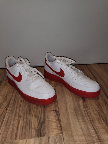 NIKE AIR FORCE 1 LOW WHITE/RED SOLE 