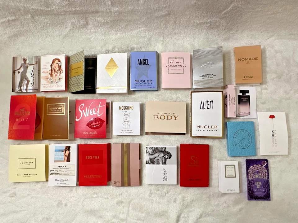 Lote de 25 ~ Juego de muestras de perfume seleccionadas a mano para mujer ~ Recibe todo en la foto ~ (B5) Foto 2 de 4