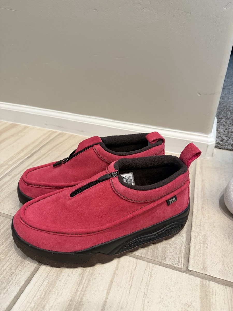 Nike ACG IZY Men size 14/ RUSH PINK NWOT Nike ACG Izy Suede Zipper Rush Pink Black Moccasin FV4317  main image 3