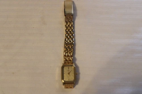 Vintage Timex Women 377 BA CELL Dress Gold Tone Quartz Analog 19mm Watch  #2.28