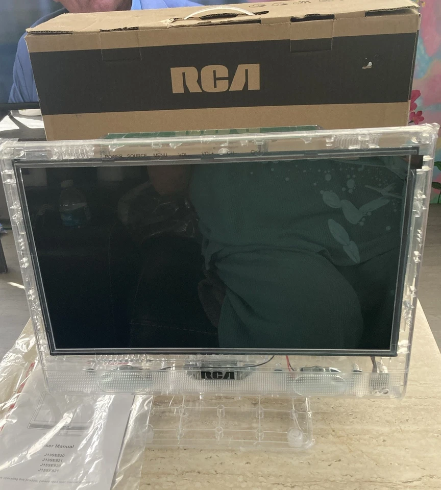 RCA J15SE820 15" Clear Television See Through Retro Prison Jail TV No Remote - Image 2 of 4