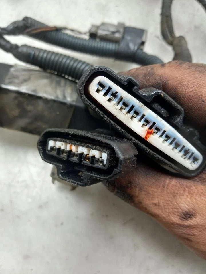 Toyota 4 Runner SR5 1996 arnés de cables de motor Foto 3 de 4