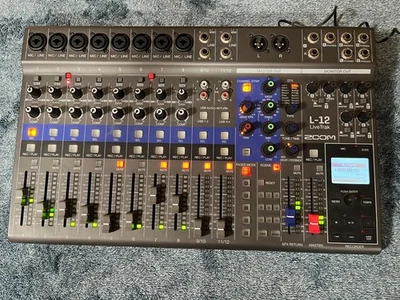 Zoom LiveTrak L-12 Digital Mixer - Image 1 of 3