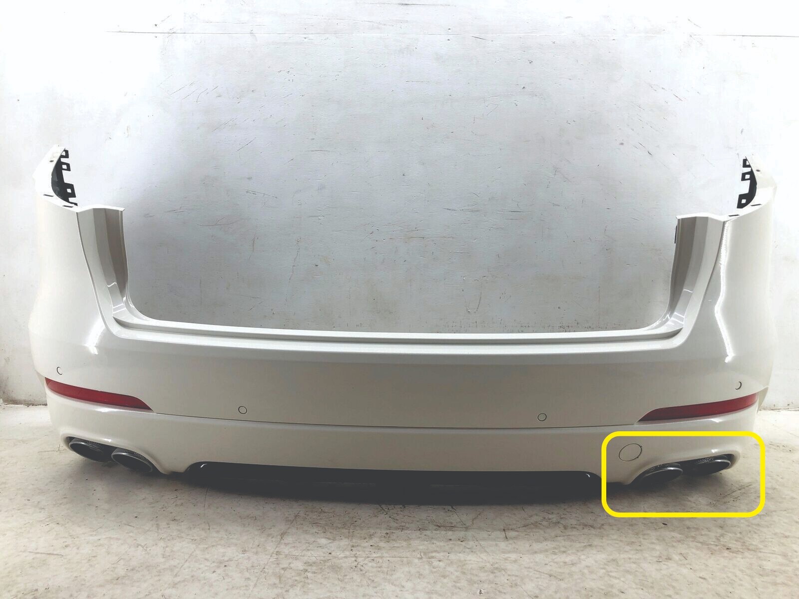 Maserati Levante 2017-2020 RH Right Exhaust Tail Pipe Tip