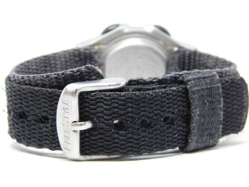 Shark Freestyle Predator 722 Quartz Digital Ladies Watch - Picture 3 of 6