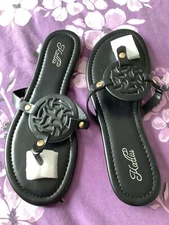 Katliu NWOT Brown Thong Sandal Size 6.5 US Fancy Medallion Straps.