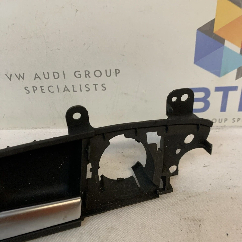 MANIJA PUERTA LATERAL PASAJERO AUDI A3 8P 8P4839019D BOX8 Foto 3 de 4