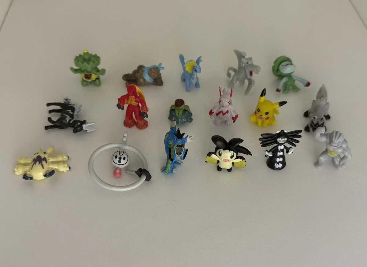 Preços baixos em Lote misto Pokémon TV, filmes e videogames Figuras de Ação | eBay