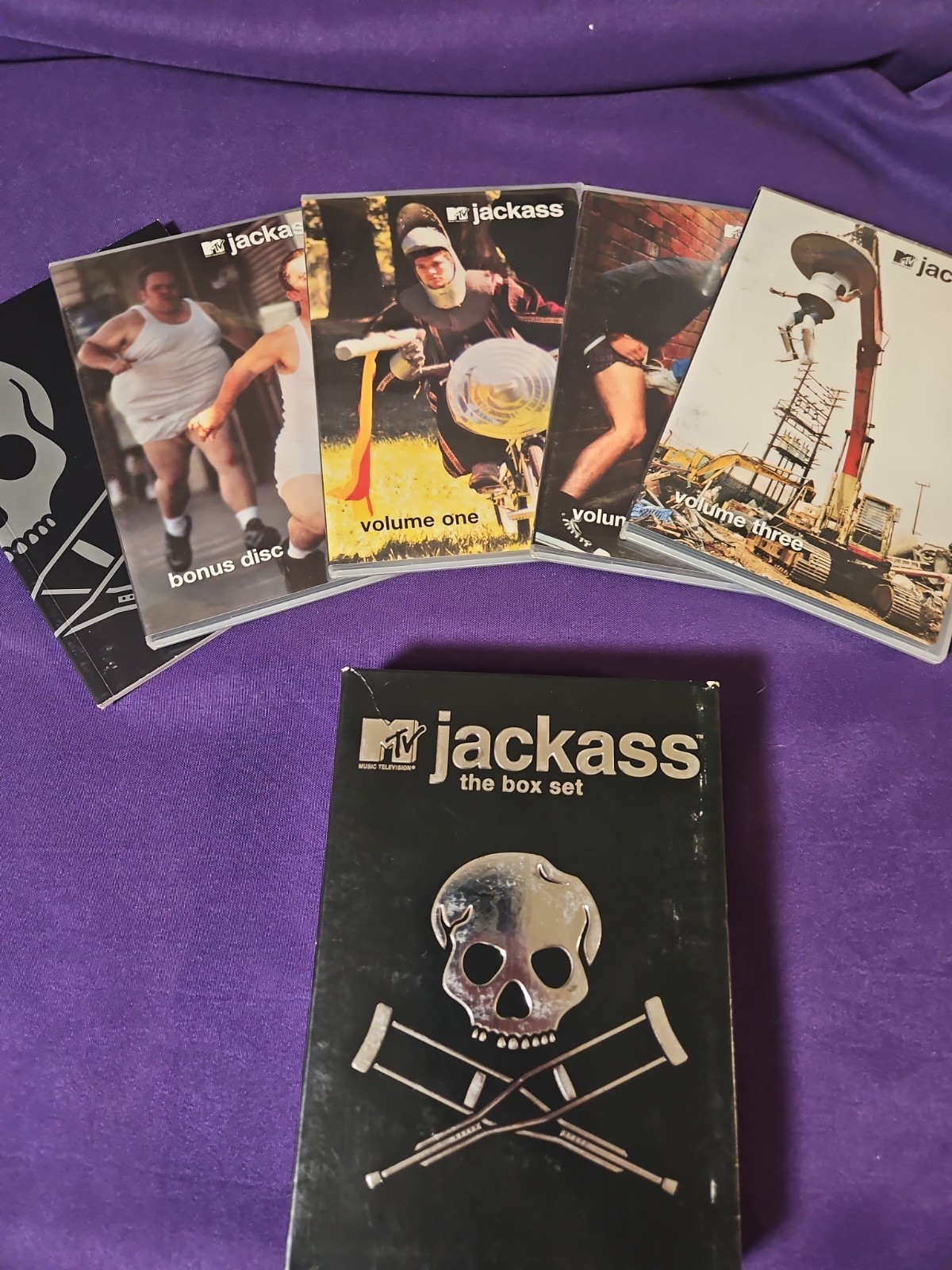 MTV Jackass the Box Set DVD 4-Disc Edition Bonus Book Cast Knoxville Margera