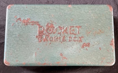 antique pocket tackle box Vintage Green Metal Tackle Box Pocket Tackle Box w/ Dividers | FREE S&H