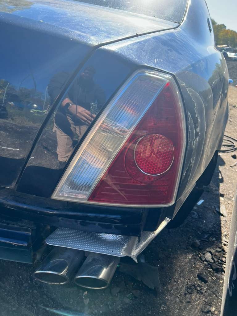 2003-08 Maserati Quattroporte LH Driver side Taillight OEM