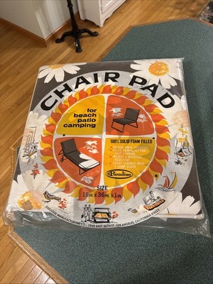 Vintage CHAIR PAD Cushion Floral Brown 1970's 18 X 36 X 1   DAISIES! NIP