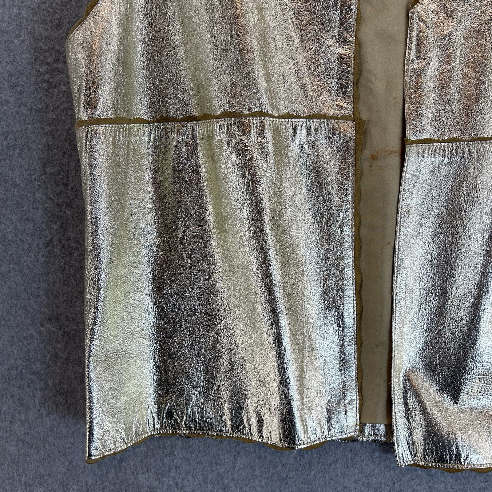 Chanel Size 42 Metallic Golf Goatskin Leather Open Front Vest Designer Authentic image 5