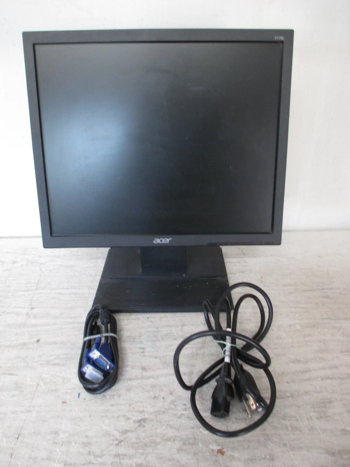Acer V176L 17" LED LCD VGA/DVI Monitor with Stand, VGA Cable & Power Cord - Image 3 of 4