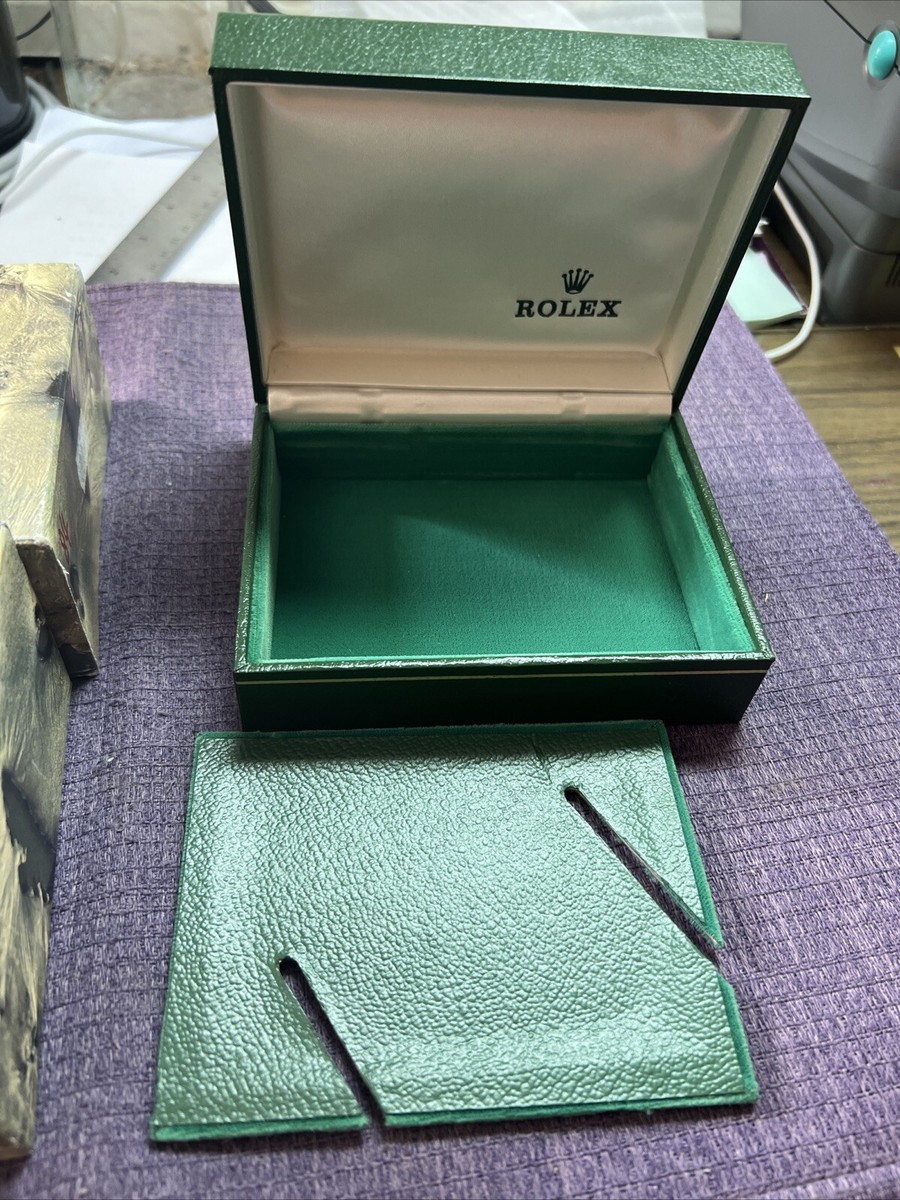ROLEX 緑色レザーケース ROLEX ロレックス パスケース グリーンレザーケース - メルカリ