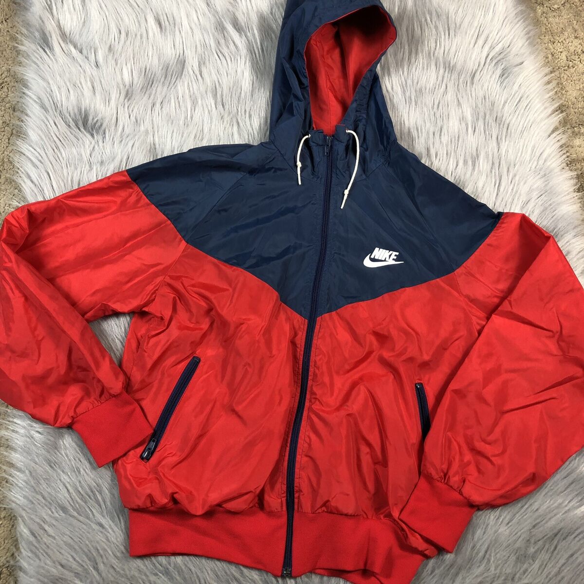 Vintage Mens 1980s Nike Red Navy Blue Zip Up Jacket Vintage Mens 1980s Nike Red Navy Blue Zip Up Jacket