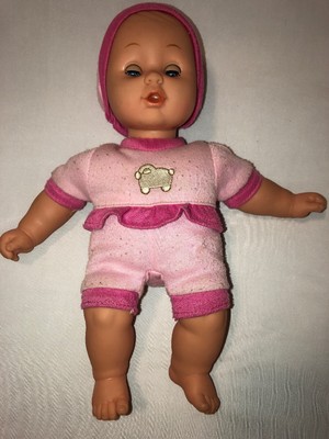 baby doll that opens and closes eyes