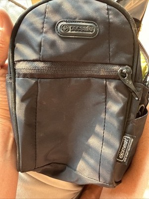 Pacsafe Metrosafe 100 GII Anti Theft Crossbody Bag Black eXomesh RFID Safe