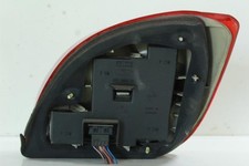 Feu arrière Mazda 121