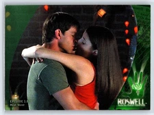 2000 Inkworks Roswell First Kiss #35