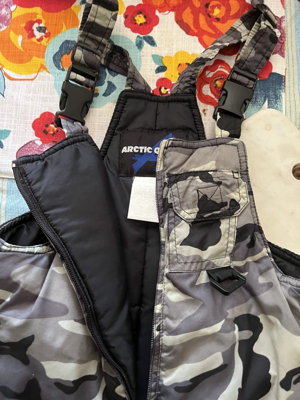 Youth Artic Quest Camo 6 Ski Bibs