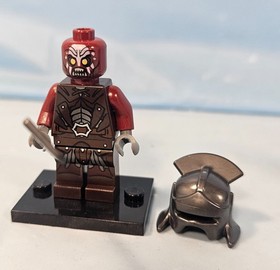 Lego Lord Of Rings 9471 Uruk-hai With Helmet & Weapon Minifigure