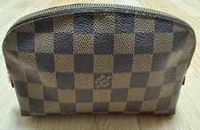 Louis Vuitton Damier Pouch