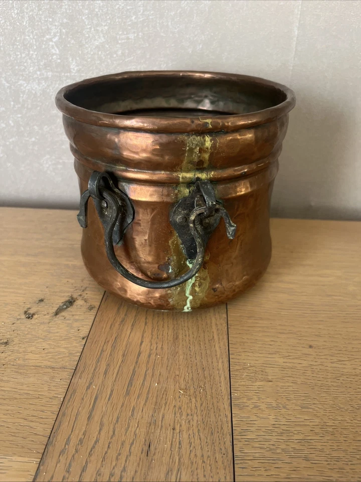 Ancien Cache Pot En Cuivre Et Anse En Fer Forgé - Photo 4/4