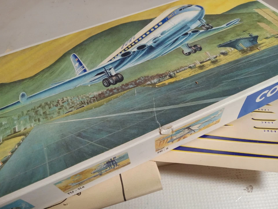 VEB PLASTICART COMET 4 JETLINER Model Airplane Kit early kit RARE - Image 2 of 4