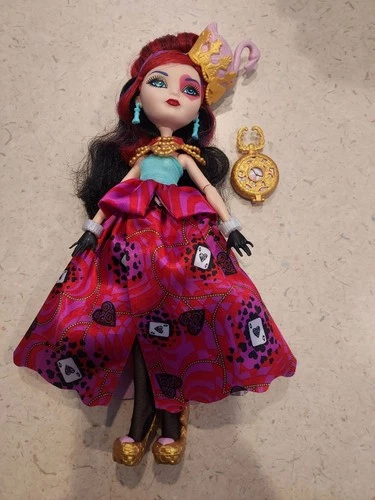 Ever After High Near Complete Way To Wonderland Lizzie Hearts Doll