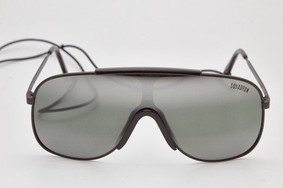 Shield Oversized schwarze Sonnenbrille SQUADRON verspiegelte Maske Sci / Winter 80er Jahre