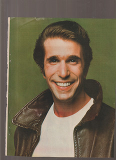 8X10 COLOR BOOK/MAG/PAPER PHOTO OF HENRY WINKLER
