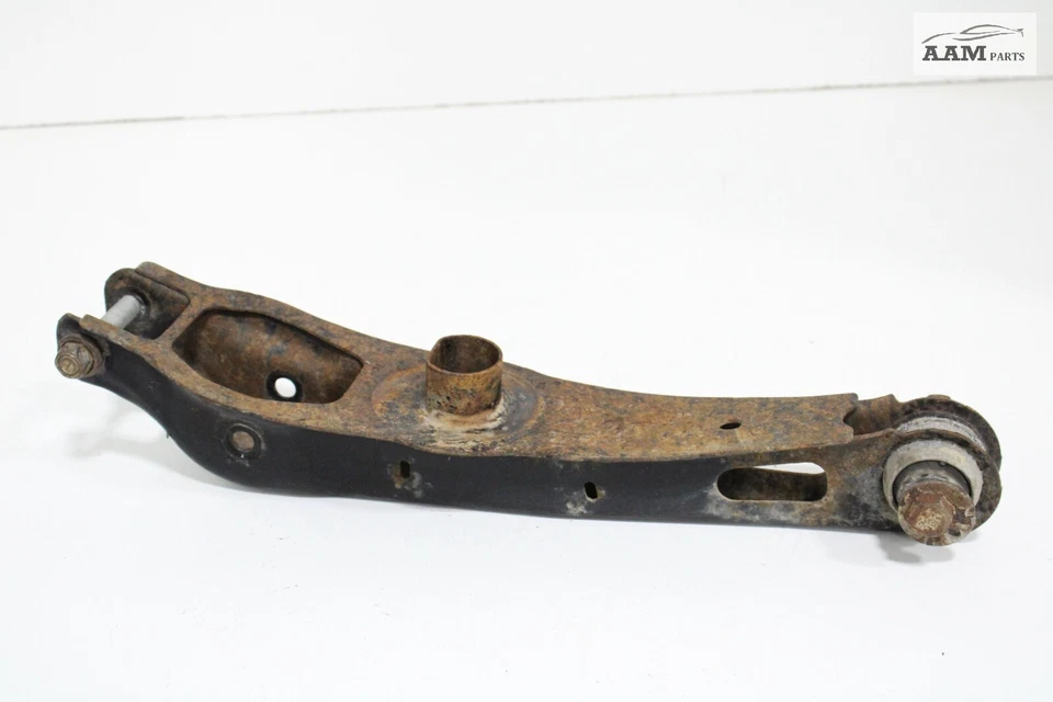 2018-2023 CHEVROLET TRAVERSE AWD REAR LEFT SIDE LOWER CONTROL ARM OEM - Image 2 of 4