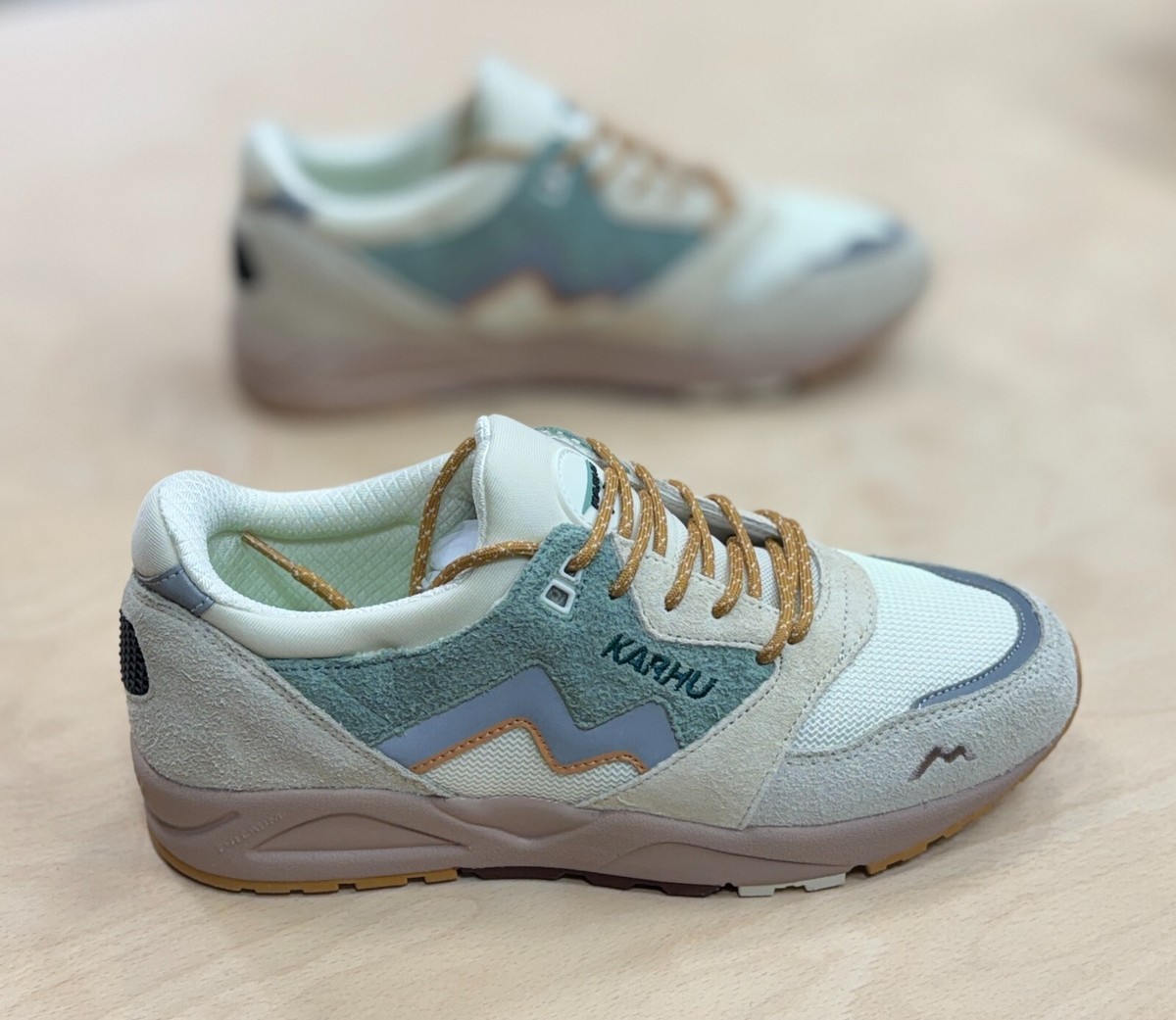Karhu Aria 95 'MÖLKKY® Pack' Turtledove/Iceberg Green Fusion Trainers  Sneakers