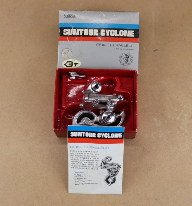 Dérailleur Arrière Vintage Suntour Cyclone GT – Courte Cage, Japon Années 80