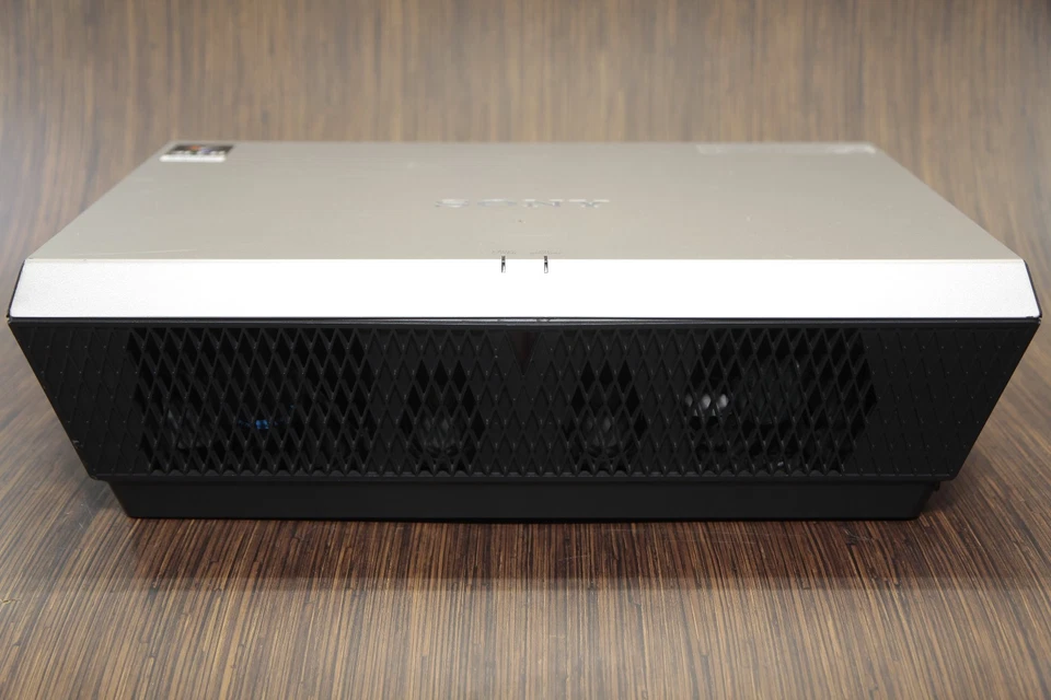 Sony VPL-FE40 1400x1050 SXGA+ HD LCD projector - Works perfect - low use! READ - Image 4 of 4