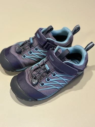 Keen little Girls Shoes Chandler CNX Hiking Outdoors Size 13Y Purple Blue.