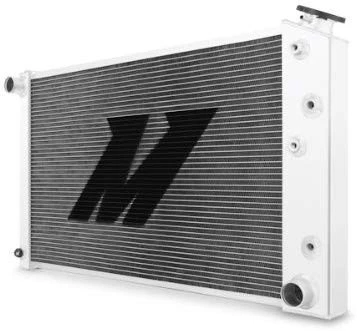 Radiador Mishimoto MMRAD-CAM-70 para motores Chevrolet Camaro L6/V8 1970-1981 Foto 3 de 4