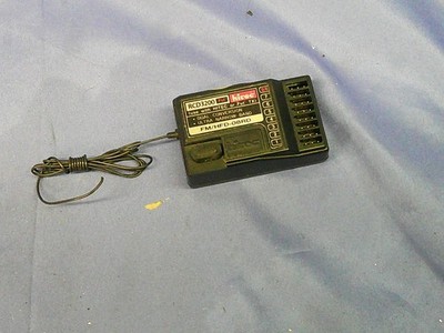HITEC RCD3200  DUAL CONVERSION 8 CHANNEL ,FUTABA SHIFT CHANNEL 53, USED