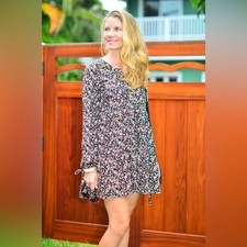 Wild Fable Women Dress Size Small long sleeves cuffs Floral Spring Spring Summer