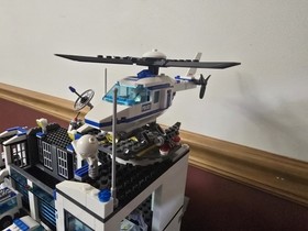 LEGO City: Police Station (7498) & Police Helicopter (7741) Both 100% Complete