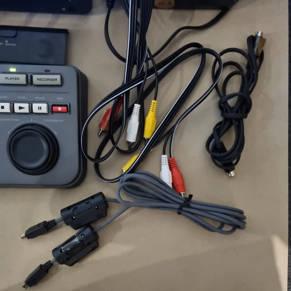 Sony DSR-V10P Edit Station Mini DV DVCAM Digital Video Cassette Recorder Player - Bild 4 von 4