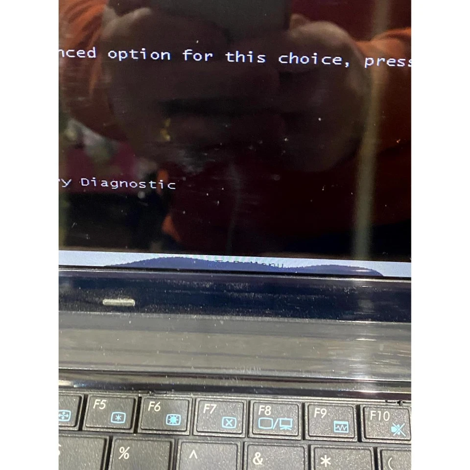 Asus EEE PC-1005HA Laptop 10.1" LCD Intel Atom Wi-Fi 1.3 MP 170 GB HDD For Parts - Image 3 of 4