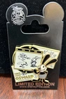 LE 3000 Oswald the Lucky Rabbit 90th Anniversary Animation Sketch Disney Pin 3D