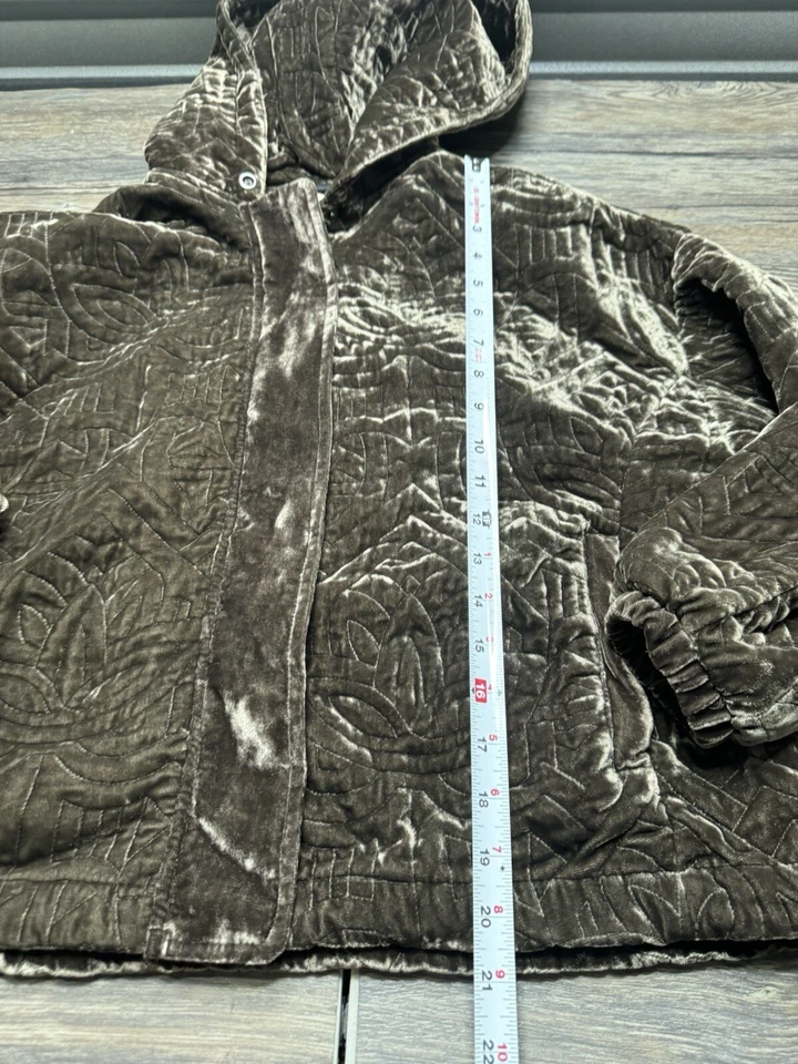Chaqueta Silence + Noise para mujer M/L marrón con capucha cremallera completa terciopelo Urban Outfitters Foto 4 de 4