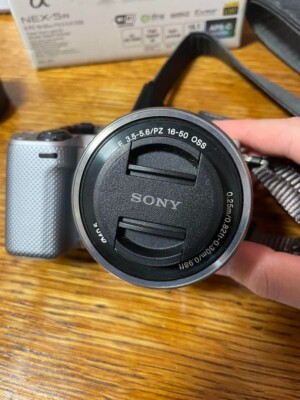 English OK]Sony Alpha NEX-5R Mirrorless Camera Lens Kit 16-50mm